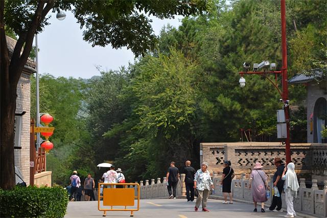 走进蒙山景区，感受夏日清凉...