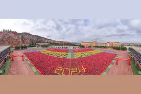 建水实验中学举行青春向党 学以报国——“为中华民族伟大复兴而读书”爱国主义教育主题活动图片