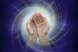 解梦：梦见自己掉牙，或许会给你这6点启示，暗示老天在帮你图片