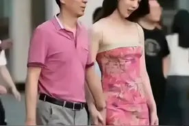 太古里石油姐开直播，私生活奢靡，被曝靠领导上位图片