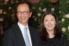 12岁成名，24岁嫁50岁富豪，5年生3子，奥运冠军伏明霞如今怎样了图片