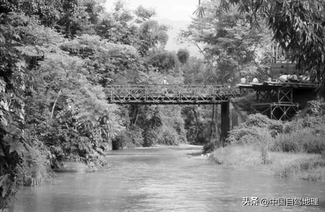 云南这条低调的超级公路，早该火了！|中国自驾地理