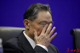 岁月不饶人？钟南山院士近况曝光，全国人民都心疼了！87岁高龄了图片