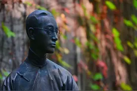 冯骥才：缘何为徐志摩立像图片