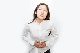 年关应酬，胃酸、胃胀、胃疼、打嗝怎么办？快找这个穴位来帮忙！图片