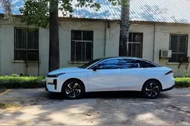 汽车玻璃膜的防晒效果对比：不是所有产品都能阻挡紫外线!图片