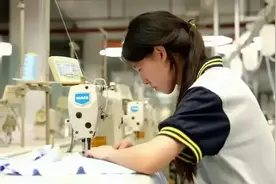 反转了！姜萍放弃“浙大夏令营”邀请，转战打工！网友：不理解图片