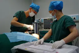 腰痛、腿麻很难受？“针刀”就能搞定图片