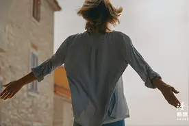 “人过五十，少去三地”，去得越多，福气越少图片