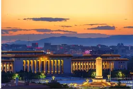 鲜为人知的人民大会堂“五道大门”图片