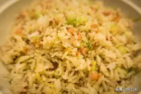 揭秘！95%餐厅用“假大米”炒饭，Q弹炒米饭真相！图片