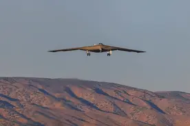 新一代战略轰炸机B-21试飞，服役时间已有初步计划图片