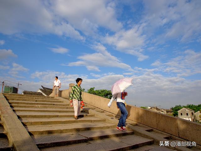 2012年8月，夏日的古运河畔清名桥