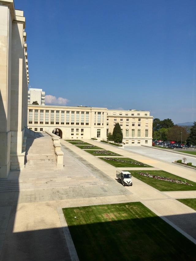 再访瑞士，世界丛林中目睹小国的生存之道