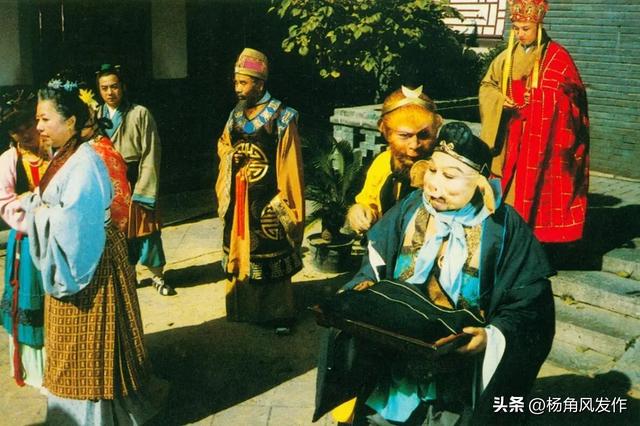 西游记：孙悟空从东海搞来的一身披挂，为什么取经路上再没穿过？