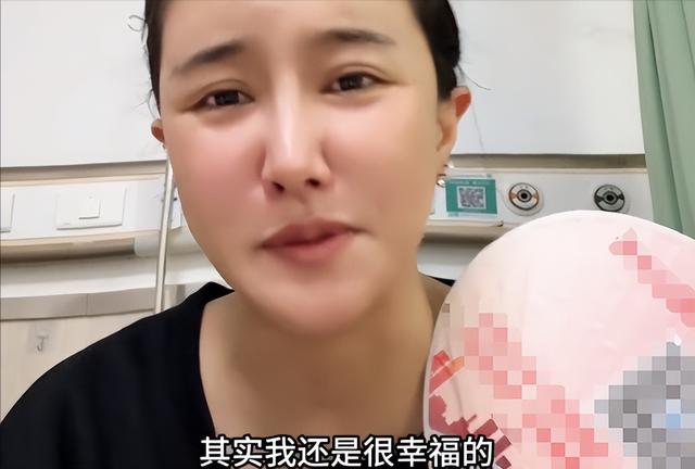 42岁香港艳星下嫁山东农村，曾不雅照满天飞，现状曝光，她后悔吗
