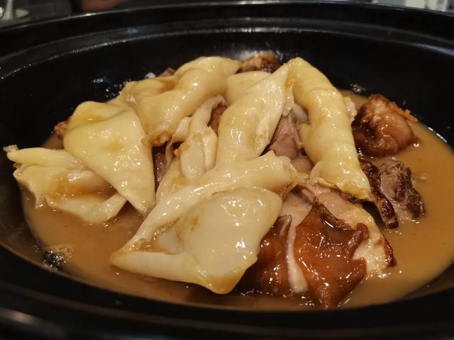 鹅脚炆花胶的做法 2026年鹅脚炆花胶的做法和功效 鹅脚炆花胶的做法 2026年鹅脚炆花胶的做法和功效