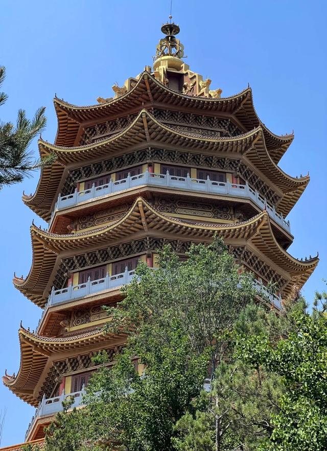 抓住假期的尾巴我们一起小布达拉宫打卡，绝了！