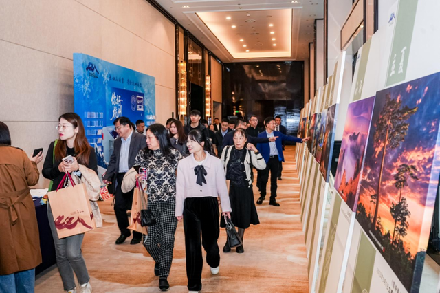 雪国来信已送达西湖！长白山携粉雪秘境赴杭州发出新雪季邀约