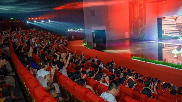 家长问爆了：「月映武夷」凭什么成暑假“必修课”？