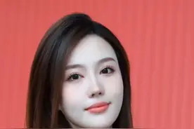 车模界的颜值担当——牛牛刘琴图片