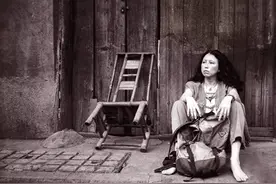 荷西去世已12年，三毛为何还要自缢？17年后遗书公布才知她的绝望图片