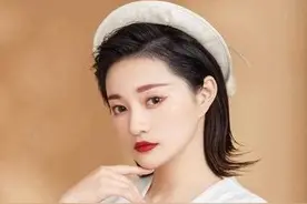 我退伍后给一个女富婆当司机，她在没人的时候总喜欢叫我老公图片