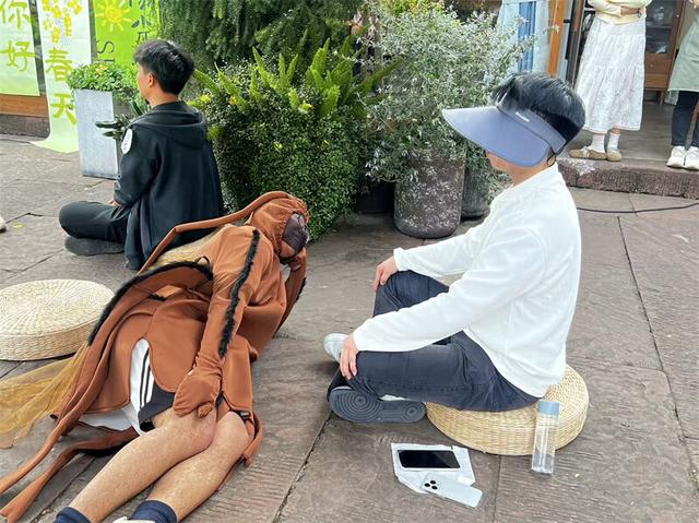 5000元大奖寻“呆王”！丹棱幸福古村第二届发呆大赛五一升级回归