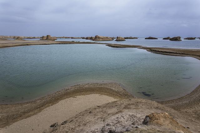 青海旅游-海西州-乌素特水上雅丹景区
