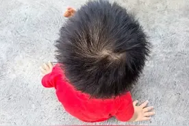 农村双顶之谜：吉祥标志还是无稽之谈？揭秘真相，家长别迷信了！图片