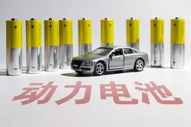 2025 车企拼了！电池质保新政频出，换电成本降多少？图片