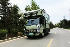 五十铃轻卡底盘，配备3500W电站级太阳能！实拍美景美家卡居600图片