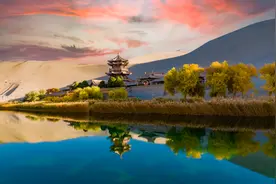 鸣沙山月牙泉景区售检票入园温馨提示图片