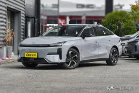 新车 | 更新Flyme Auto车机系统，吉利银河L6、L7竖屏车型OTA升级图片