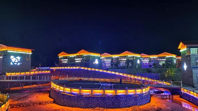 西藏不只有雪山！这片隐秘的江南，是冬季的天然氧吧和避寒仙境。