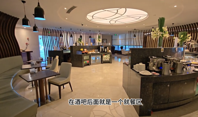 飞机上的“总统套房”！10平米带大床，4小时6万，小婴儿都坐美了