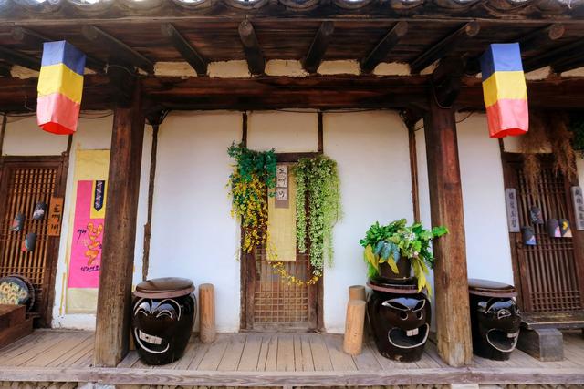 延吉朝鲜族民俗园，感受独特异域风情，众多游客来当“延吉公主”
