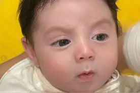 “绝美”男婴出生即出圈，大眼睛、高鼻梁，令人羡慕不已图片