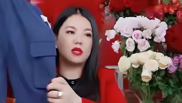 被禁止关注不到两天，李湘被扒底朝天，远不止高调炫富那么简单