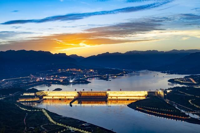 中国5A级景区数量最多的10个城市，北京第2，西安与洛阳并列第4！