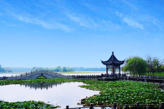 在西双湖，遇见水晶之都的“另一面”