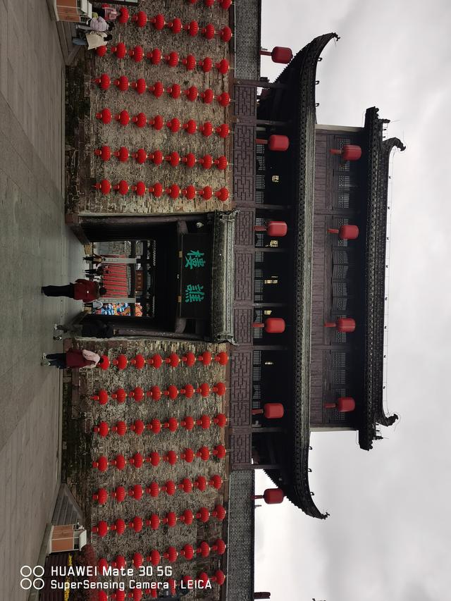 我体会到按顺序游“徽州古城”才有助于了解其丰富内涵