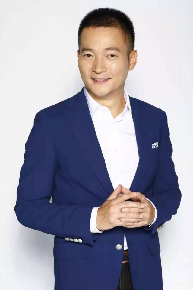 借拍戏之名行不轨之事，娱乐圈的“咸猪手”，何止张翰一人
