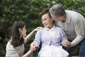 【独家】大哥48岁娶24岁女子，一见丈母娘竟然是他的前任？图片