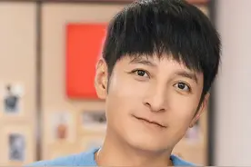 知名主持人跟富婆分手，被行业封杀，复出后被吐槽有“精神病”？图片