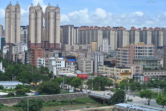 广东这座“低调”城市，名气被潮州汕头掩盖，却用美景征服全国