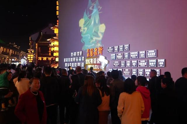 人人人我人人人……武都人气爆棚！