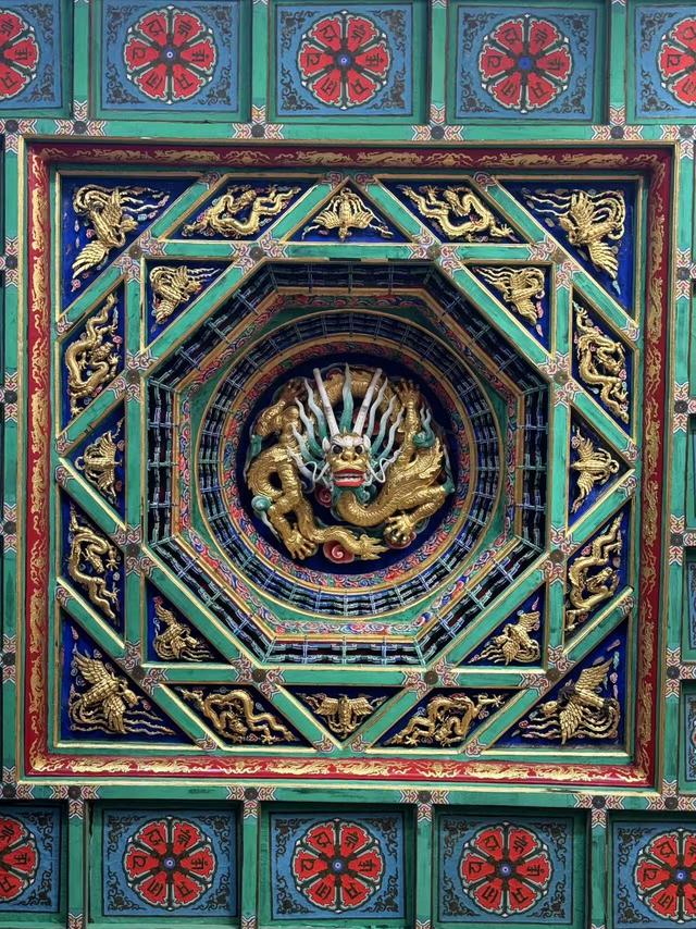 博物FUN | 白塔寺：从元大都镇城之塔到老北京出片顶流