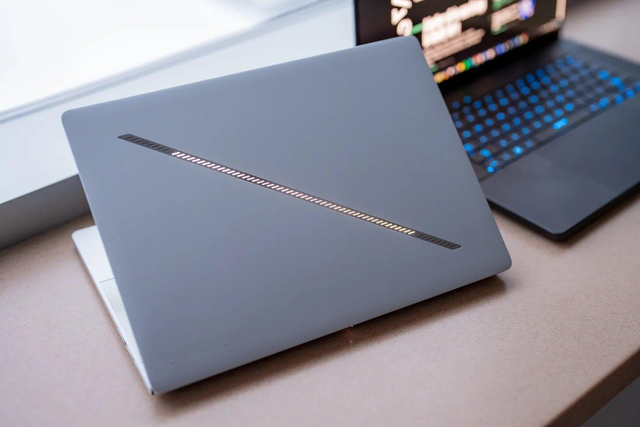 开学季换机：MacBook虽香但水土不服，这三款Win本更适合准大学生