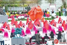 乌鲁木齐市水磨沟区：广场舞大赛“舞”出时代新风图片